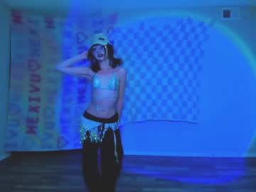 girl
        hexivu cam image #3115732