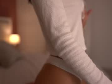 girl
        winona__ cam image #1097479