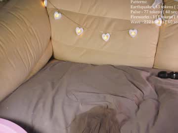 girl
        kittywannawin cam image #5141136