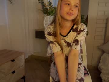 girl
        gemmabrabazon cam image #4435507