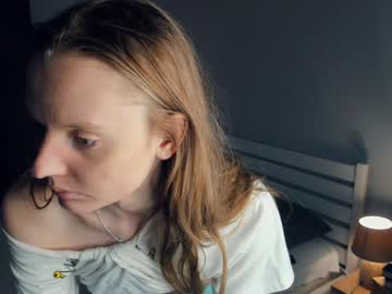 girl
        ani_hunny cam image #6057917