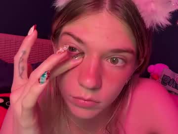 girl
        oliviahansleyy cam image #6552128
