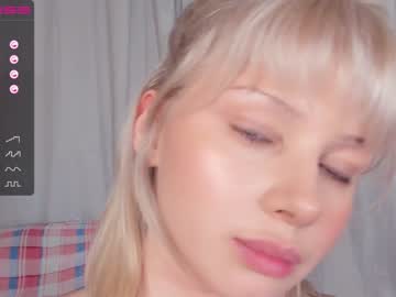 girl
        melissacarterr cam image #506039