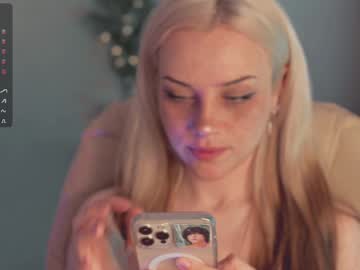 girl
        mia_milagros cam image #6833854