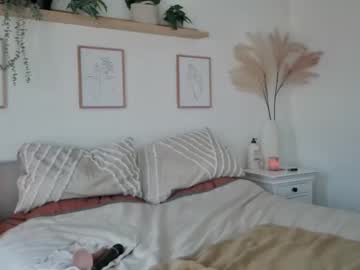 girl
        taylorslittlekingdom cam image #4646971