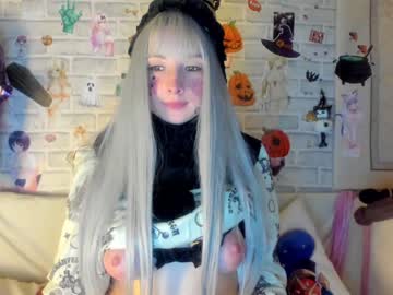 girl
        picaaachu cam image #111013