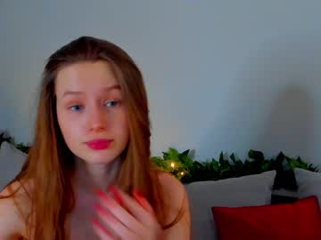 girl
        toxl cam image #780138