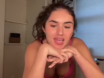 girl
        itsmellll cam image #5204446