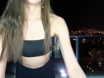 girl
        juliabeng1 cam image #5405874