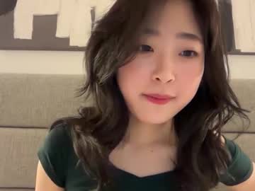 girl
        cozykorean cam image #6449649