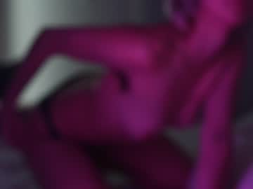 girl
        lizmreow cam image #746969
