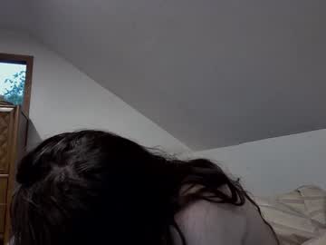 girl
        rosegold18 cam image #4257164