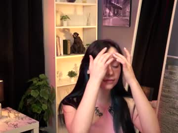 girl
        ella_knockers_xl cam image #134426