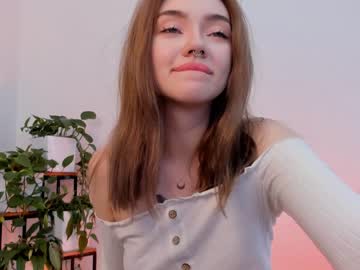 girl
        elizabeth__gray cam image #720492