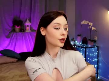 girl
        ella_knockers_xl cam image #829257