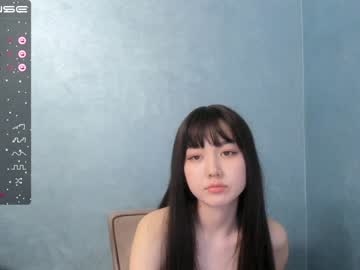girl
        chanlia cam image #663241