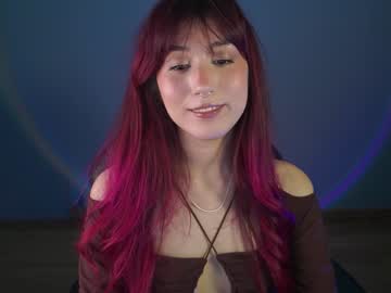 girl
        greeny_mat cam image #4867327