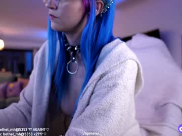 girl
        misshowl cam image #4511532