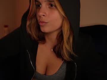 girl
        lilbeccaxo cam image #4159579