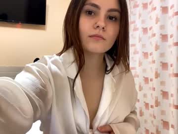 girl
        mia_cutesisa cam image #6893161