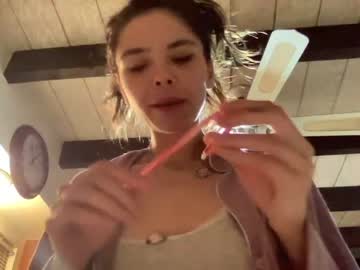 girl
        yourfavoritegirl_ cam image #3132627