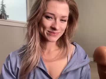 girl
        saraxjacob cam image #709255
