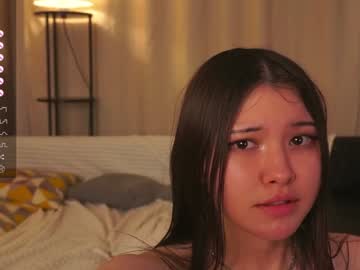 girl
        edytenderson cam image #5003300