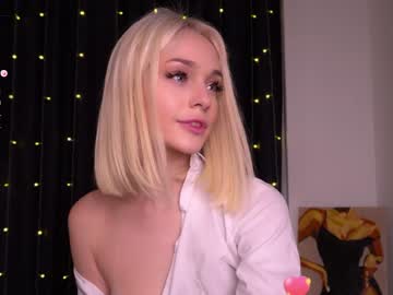 girl
        kittessa cam image #4132794
