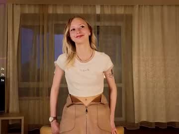 girl
        lynettedendy cam image #6872575