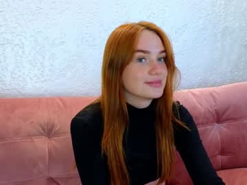 girl
        lisa_aven cam image #5084482