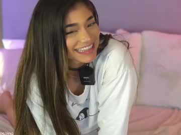 girl
        ashley_ospino cam image #6263215