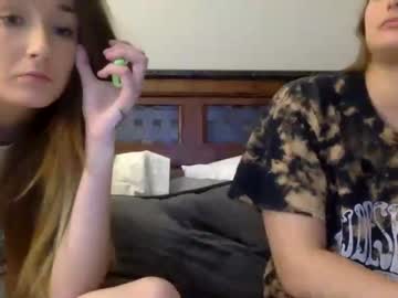 girl
        tanawaters cam image #38921