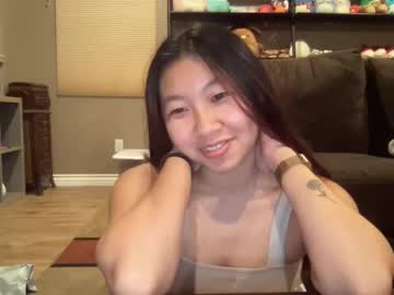 girl
        hiddenr0se cam image #1868287