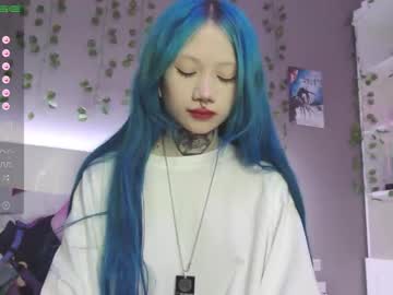 girl
        le_chan cam image #232942
