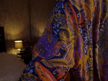 girl
        karrin cam image #6495973