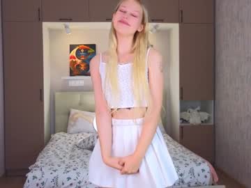 girl
        shyrubate cam image #4604807