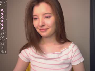 girl
        _lovelyen cam image #3687345