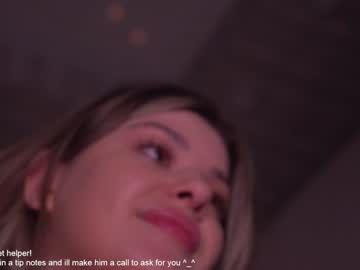 girl
        lana_rosy cam image #5775982