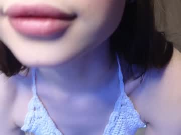 girl
        lovelydelmel cam image #3619510