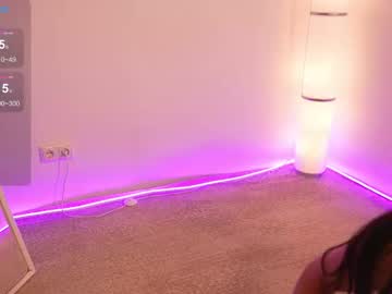 couple
        eva_ro cam image #5772121