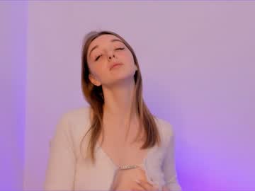 girl
        elizabeth__gray cam image #367514
