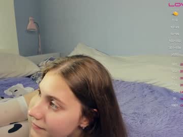 girl
        youne_and_beautiful cam image #1797358