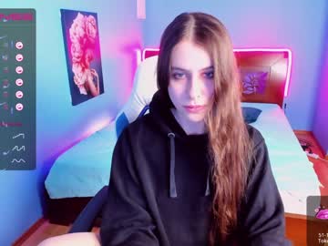 girl
        agnessa_girl cam image #735750