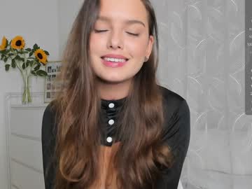 girl
        victoria_karma cam image #4939115