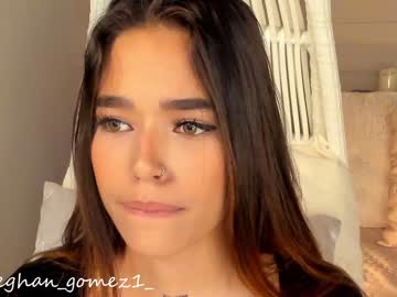 girl
        _meghan_gomez1_ cam image #470098
