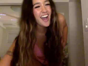 girl
        teleaevansss cam image #4075630
