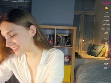 girl
        youne_and_beautiful cam image #1663032