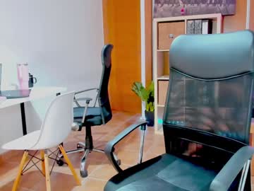 couple
        redskyxxx_ cam image #5927014