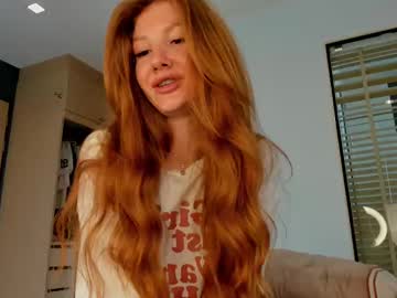 girl
        jerkoffstation cam image #6831104