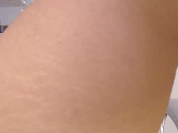 girl
        babby_girl_ cam image #4669788